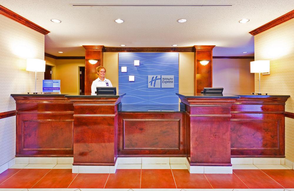 Holiday Inn Express Hotel & Suites Dickson By Ihg Eksteriør billede