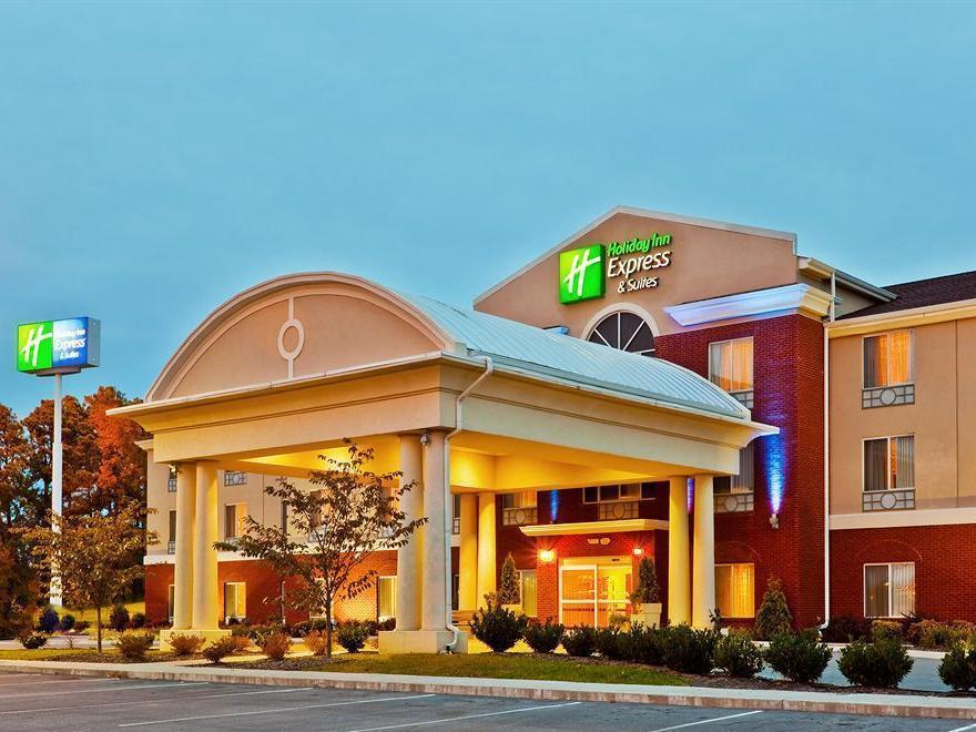 Holiday Inn Express Hotel & Suites Dickson By Ihg Eksteriør billede