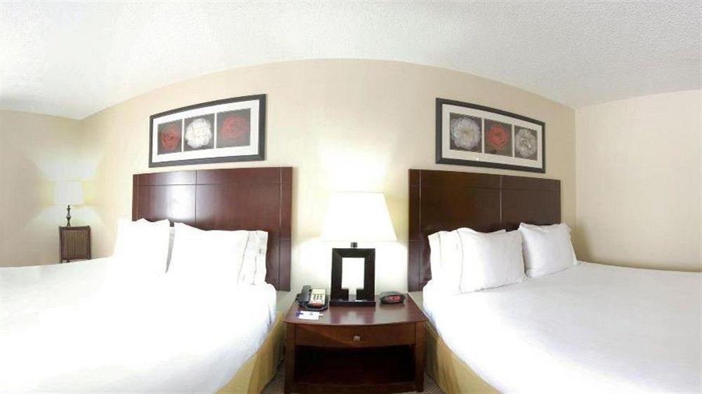 Holiday Inn Express Hotel & Suites Dickson By Ihg Eksteriør billede